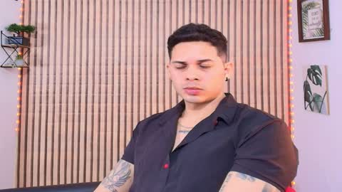 johan speitzer online show from February 22, 12:45 am