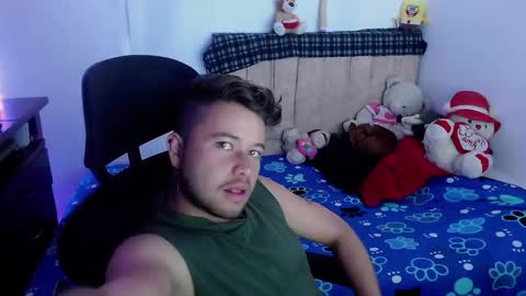 JOHAN independient model online show from September 18, 8:33 pm