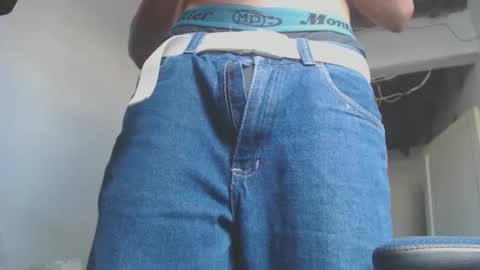 johantorres19 online show from January 7, 7:38 pm