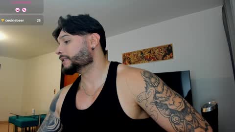 Snapshot of johatsu chatting on January 29, 12:33 am King -    online show from January 29, 12:33 am