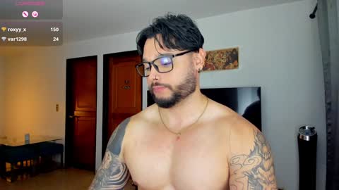 Snapshot of johatsu chatting on January 31, 3:20 am King -    online show from January 31, 3:20 am