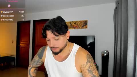 Snapshot of johatsu chatting on February 26, 3:10 am King -    online show from February 26, 3:10 am