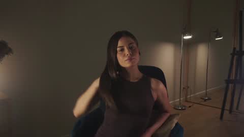 Jo online show from December 8, 7:43 pm