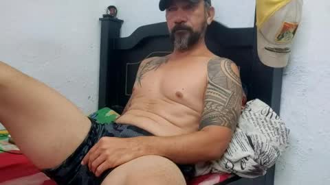 Snapshot of john_balthor chatting on January 25, 2:47 pm online show from January 25, 2:47 pm