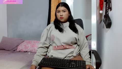 john_ssnow29 online show from January 6, 1:30 pm