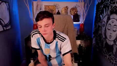 Snapshot of john_weasley chatting on February 23, 8:22 pm John online show from February 23, 8:22 pm