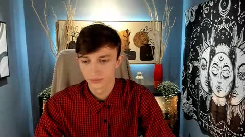 Snapshot of john_weasley chatting on February 25, 8:09 pm John online show from February 25, 8:09 pm