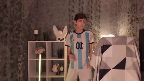 Snapshot of john_weasley chatting on September 24, 12:30 pm John online show from September 24, 12:30 pm