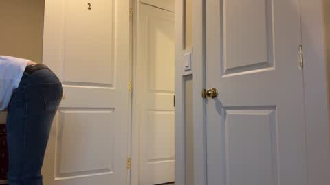 J online show from December 21, 8:32 pm