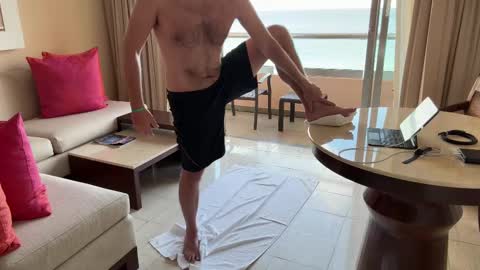 J online show from February 28, 12:42 pm