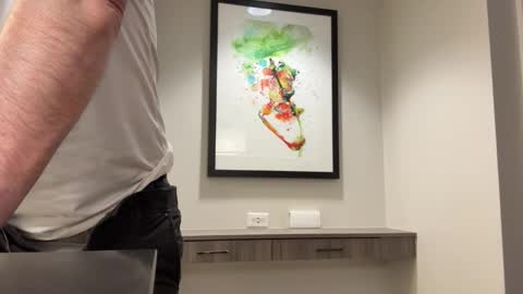 J online show from December 14, 9:36 am