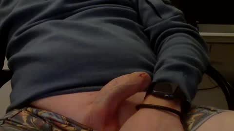 Snapshot of johnjerkof chatting on February 5, 9:40 pm johnjerkof online show from February 5, 9:40 pm