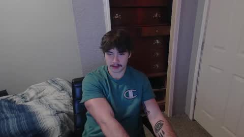 Snapshot of johnlights0 chatting on November 20, 8:41 pm John Lights online show from November 20, 8:41 pm