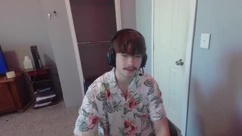 Snapshot of johnlights0 chatting on December 15, 7:51 pm John Lights online show from December 15, 7:51 pm