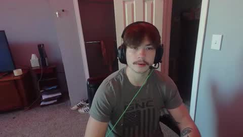 Snapshot of johnlights0 chatting on December 17, 7:31 pm John Lights online show from December 17, 7:31 pm