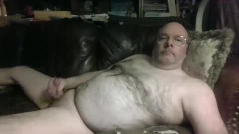 Snapshot of johnny61m chatting on February 28, 7:15 am Johnny online show from February 28, 7:15 am