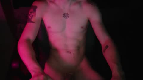 Johnny online show from October 3, 5:32 pm