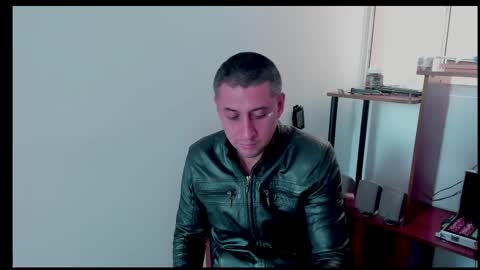 Snapshot of johnny_seens1 chatting on February 10, 6:24 pm Johnny online show from February 10, 6:24 pm