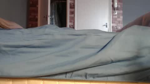 Snapshot of johnnydoe0069 chatting on March 11, 8:52 am johnnydoe0069 online show from March 11, 8:52 am