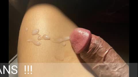 Snapshot of johnnyfun_xxx chatting on February 2, 11:11 pm Johnnystrongarms                 online show from February 2, 11:11 pm