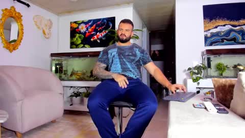 Snapshot of johnnygrayson_ chatting on March 3, 11:14 pm JOHNNY online show from March 3, 11:14 pm