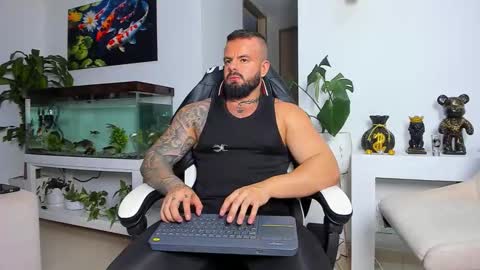 Snapshot of johnnygrayson_ chatting on September 17, 12:23 am JOHNNY online show from September 17, 12:23 am