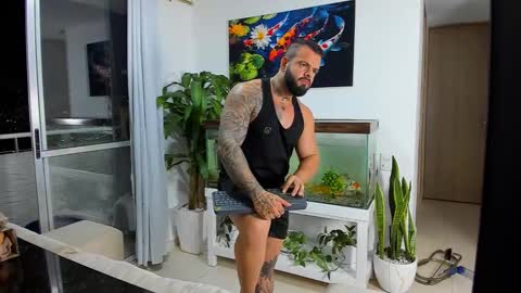 Snapshot of johnnygrayson_ chatting on September 22, 12:01 am JOHNNY online show from September 22, 12:01 am