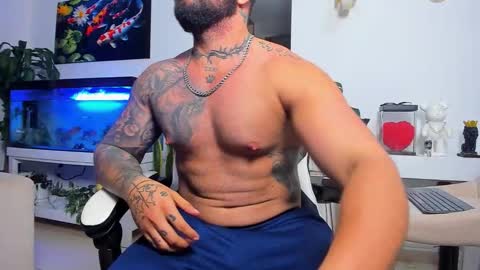 Snapshot of johnnygrayson_ chatting on October 24, 1:03 am JOHNNY online show from October 24, 1:03 am