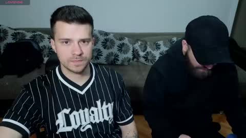 Johnny online show from April 21, 5:06 pm