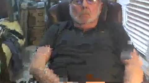 johnnys110153 online show from January 18, 7:17 pm