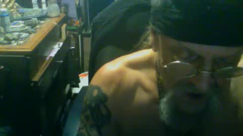 johnnyshung1 online show from November 23, 7:08 am