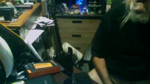 johnnyshung1 online show from January 10, 7:15 pm