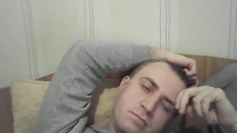 Snapshot of johnoreon chatting on December 5, 6:11 pm johnoreon online show from December 5, 6:11 pm