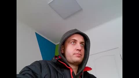 Snapshot of johnoreon chatting on December 15, 1:00 pm johnoreon online show from December 15, 1:00 pm
