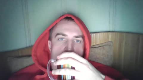 Snapshot of johnoreon chatting on December 16, 12:27 pm johnoreon online show from December 16, 12:27 pm