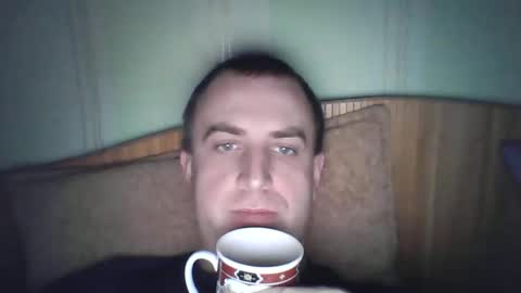 Snapshot of johnoreon chatting on December 19, 10:45 am johnoreon online show from December 19, 10:45 am