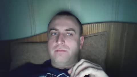 Snapshot of johnoreon chatting on December 25, 10:39 am johnoreon online show from December 25, 10:39 am