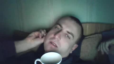 Snapshot of johnoreon chatting on December 28, 10:03 am johnoreon online show from December 28, 10:03 am