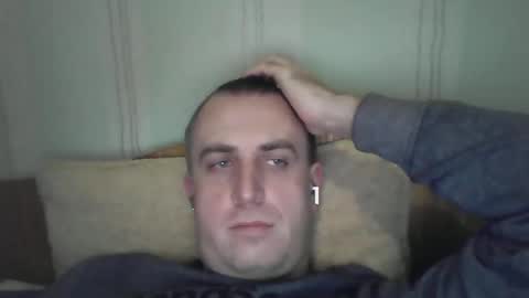 Snapshot of johnoreon chatting on January 1, 4:07 pm johnoreon online show from January 1, 4:07 pm
