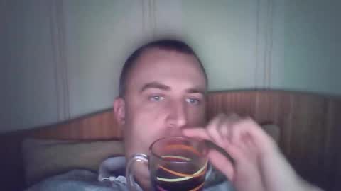 Snapshot of johnoreon chatting on September 19, 11:33 am johnoreon online show from September 19, 11:33 am