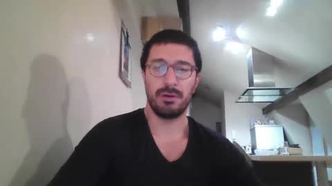 Snapshot of johnparis7575 chatting on December 9, 5:41 pm Johnfrench online show from December 9, 5:41 pm