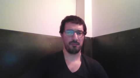 Snapshot of johnparis7575 chatting on January 3, 10:19 pm Johnfrench online show from January 3, 10:19 pm