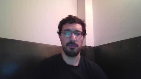 Snapshot of johnparis7575 chatting on January 8, 12:15 pm Johnfrench online show from January 8, 12:15 pm