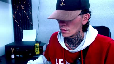 johnsonisaac94  online show from February 20, 5:23 am