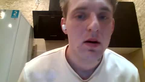 johny27 online show from December 12, 5:26 pm