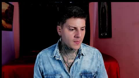 Snapshot of johny_multicum chatting on November 21, 5:55 pm Johny online show from November 21, 5:55 pm