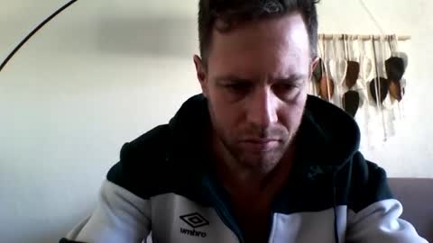 jojo19844 online show from February 5, 9:36 am