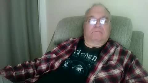 joker5339 online show from April 11, 1:15 pm