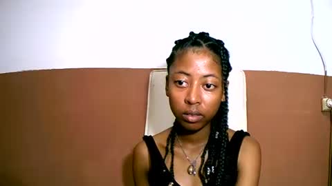 joliekah27 online show from February 12, 6:19 pm