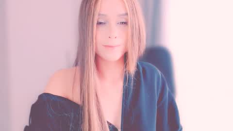 Snapshot of joliinee chatting on October 25, 9:20 pm ArianaJoliiee online show from October 25, 9:20 pm